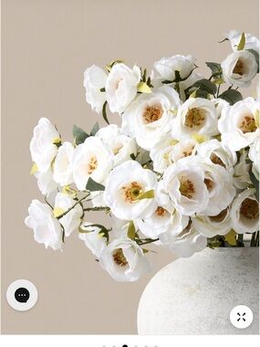 Contempee FAUX ROSE ARRANGEMENT - WHITE (12 STEMS / 72 ROSES)